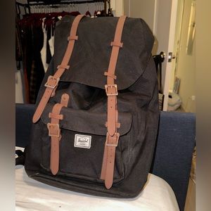 Herschel Retreat backpack